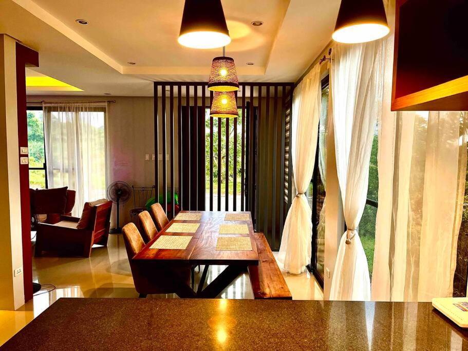 Overlooking Staycation At Sandari Batulao Tagaytay City Εξωτερικό φωτογραφία