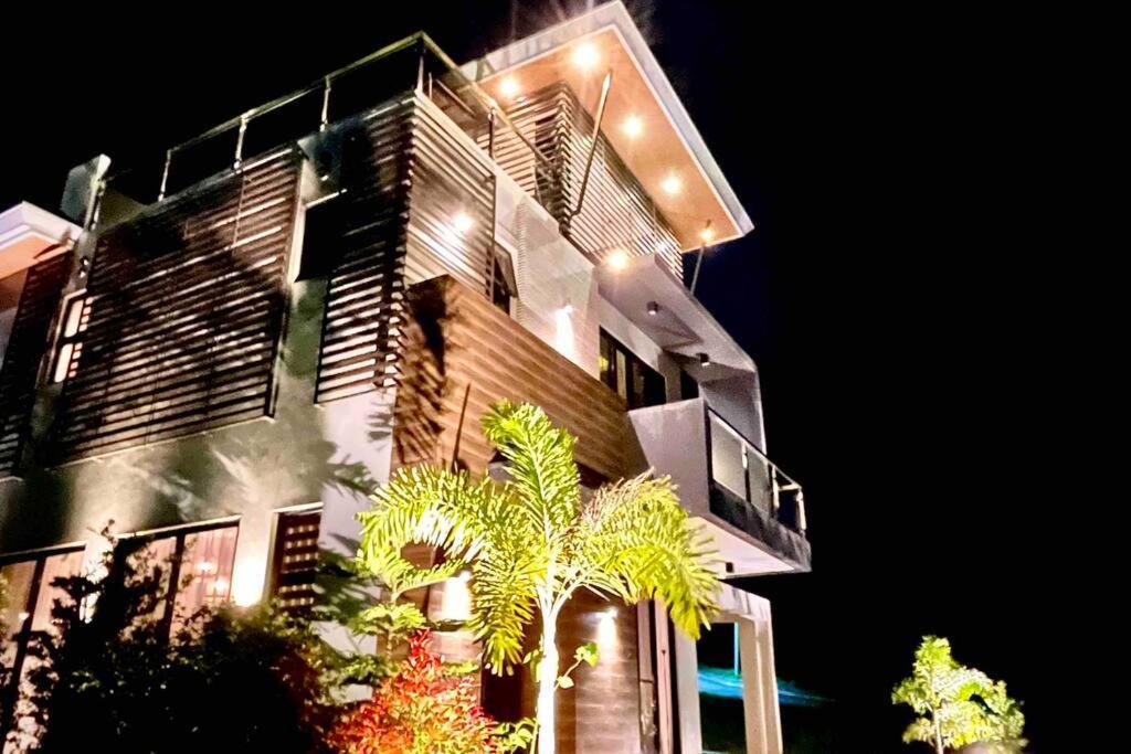 Overlooking Staycation At Sandari Batulao Tagaytay City Εξωτερικό φωτογραφία