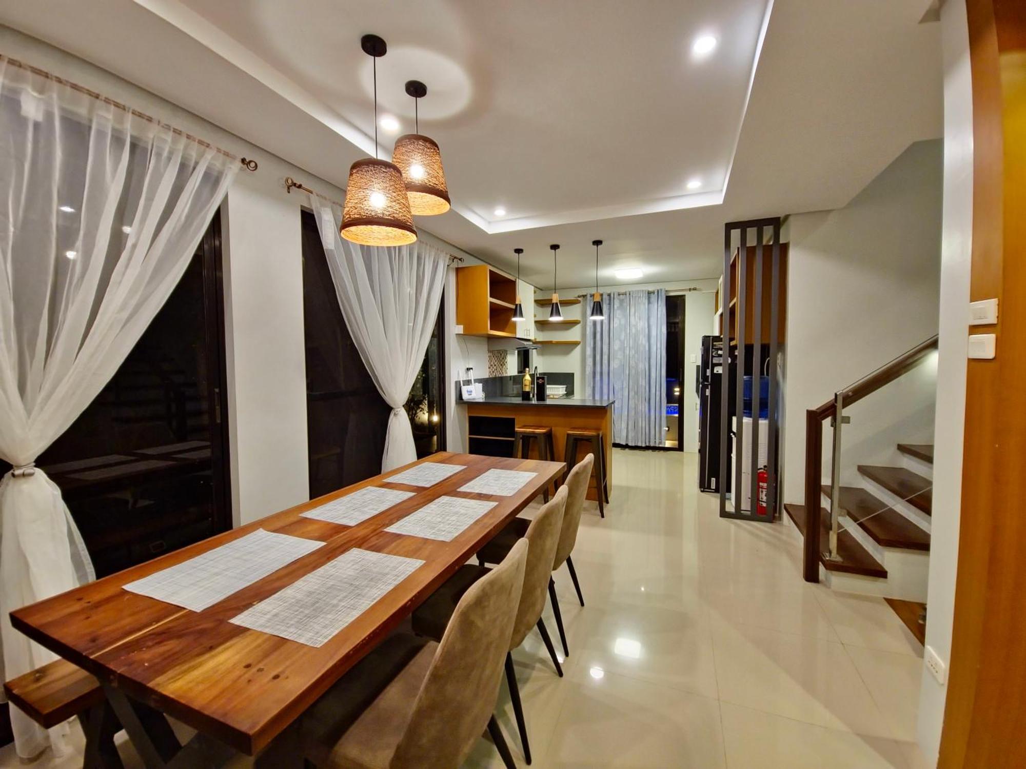 Overlooking Staycation At Sandari Batulao Tagaytay City Εξωτερικό φωτογραφία